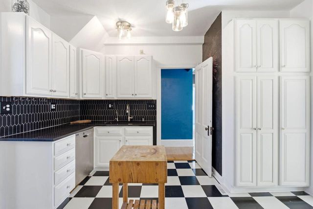 7405 Milwaukee AVENUE, Wauwatosa, WI 53213