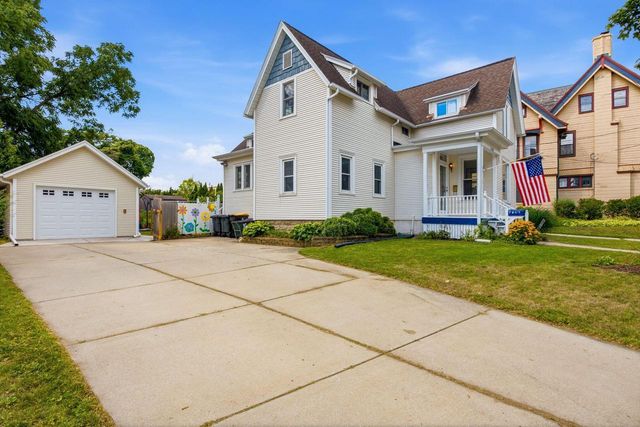 7405 Milwaukee AVENUE, Wauwatosa, WI 53213