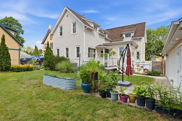 7405 Milwaukee AVENUE, Wauwatosa, WI 53213