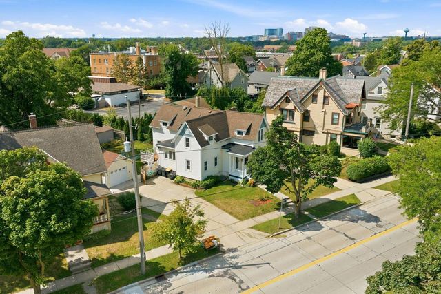 7405 Milwaukee AVENUE, Wauwatosa, WI 53213