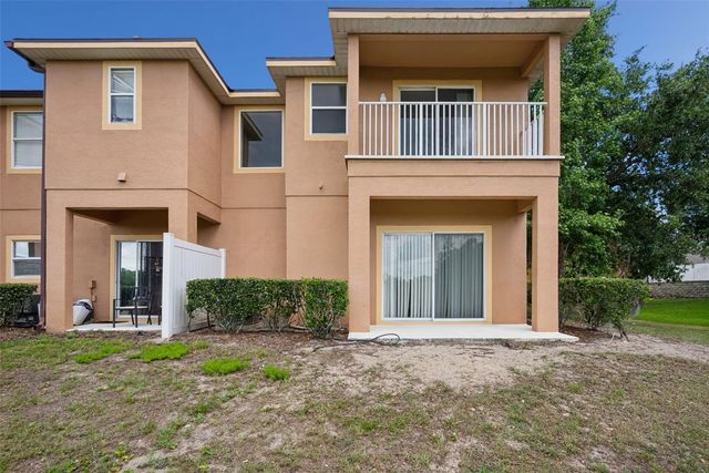 1960 RETREAT VIEW CIRCLE, Sanford, FL 32771