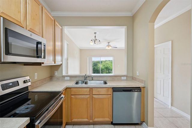 1960 RETREAT VIEW CIRCLE, Sanford, FL 32771