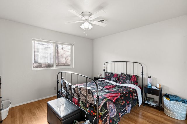 408 SE 10th Street, Grants Pass, OR 97526