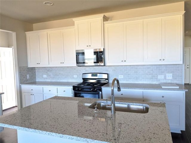 1413 Itzel BND, Leander, TX 78641