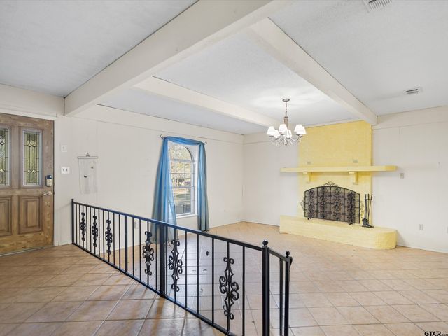 2693 Richie St, Diana, TX 75640