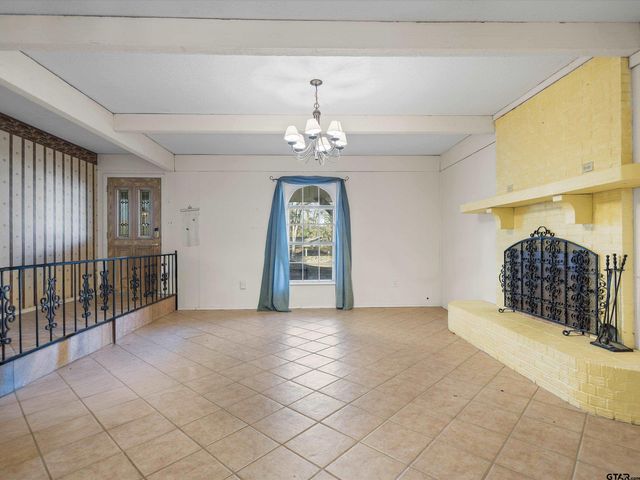 2693 Richie St, Diana, TX 75640