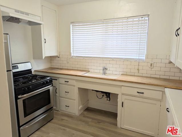 545 W 41st Street, Los Angeles, CA 90037