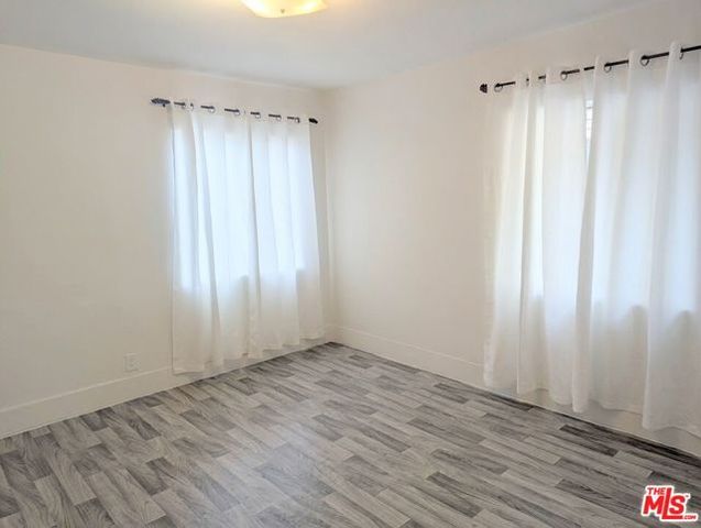 545 W 41st Street, Los Angeles, CA 90037