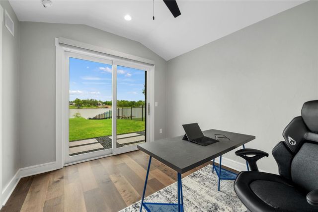 202 Mesquite DR, Kingsland, TX 78639