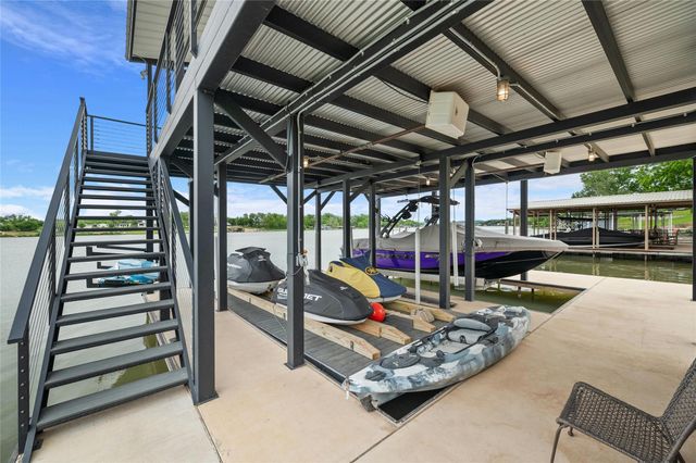 202 Mesquite DR, Kingsland, TX 78639