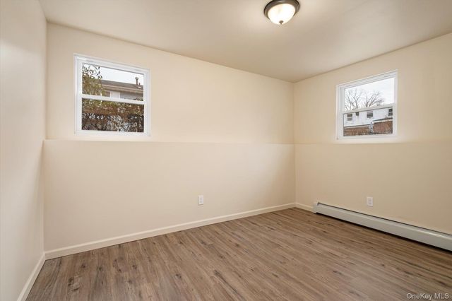 36 N 15th Street, Wheatley Heights, NY 11798