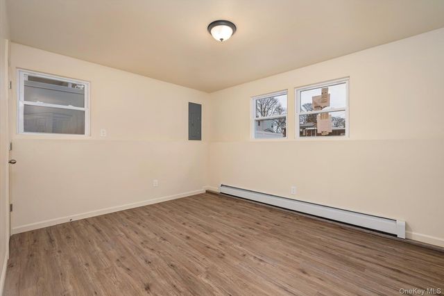 36 N 15th Street, Wheatley Heights, NY 11798