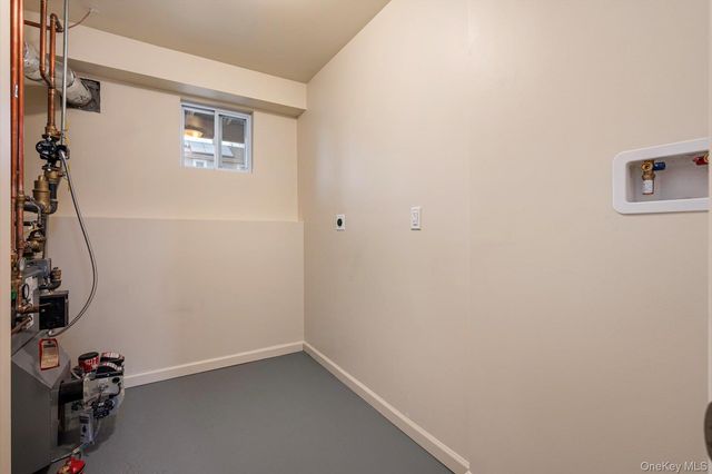 36 N 15th Street, Wheatley Heights, NY 11798