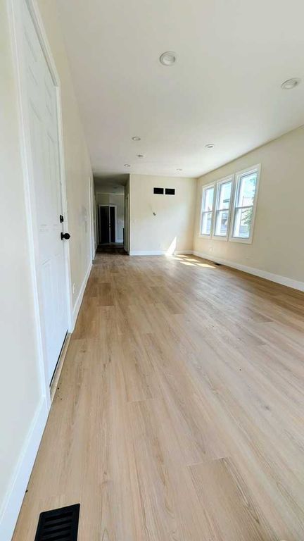 5445 S WINCHESTER Avenue, Chicago, IL 60621 — photo 2