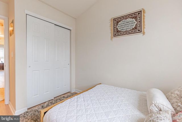 321 FOUNTAIN ST, Philadelphia, PA 19128