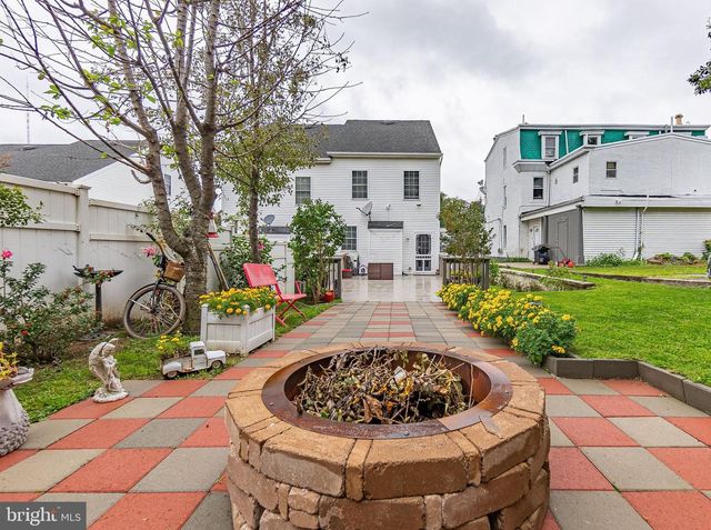 321 FOUNTAIN ST, Philadelphia, PA 19128