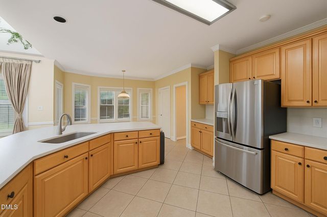 805 Cricketfield Lane, Cary, NC 27518