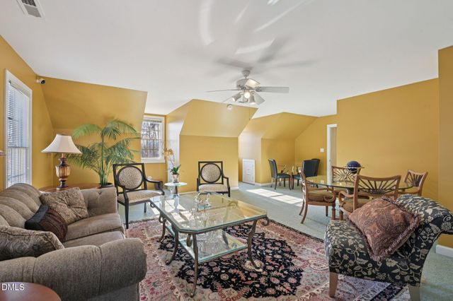 805 Cricketfield Lane, Cary, NC 27518