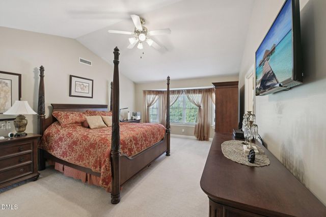 805 Cricketfield Lane, Cary, NC 27518