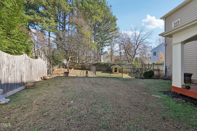 805 Cricketfield Lane, Cary, NC 27518