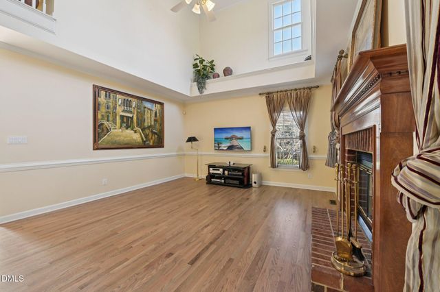 805 Cricketfield Lane, Cary, NC 27518