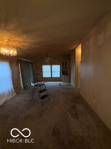 384 Honey Locust Place, North Vernon, IN 47265