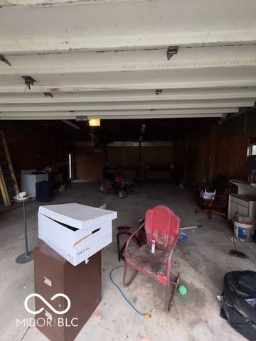 384 Honey Locust Place, North Vernon, IN 47265