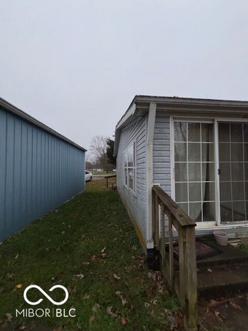 384 Honey Locust Place, North Vernon, IN 47265