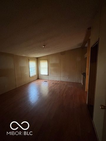 384 Honey Locust Place, North Vernon, IN 47265