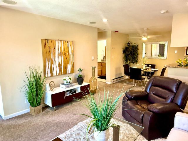 2250 Monroe Street 201, Santa Clara, CA 95050