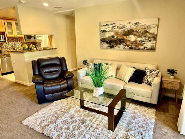 2250 Monroe Street 201, Santa Clara, CA 95050