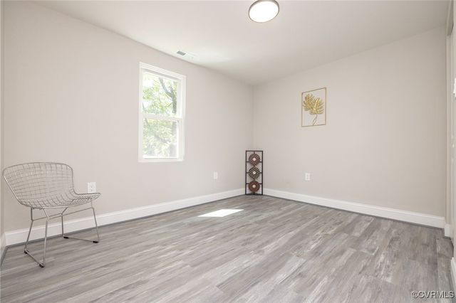 1701 Arlington Rd, Hopewell, VA 23860