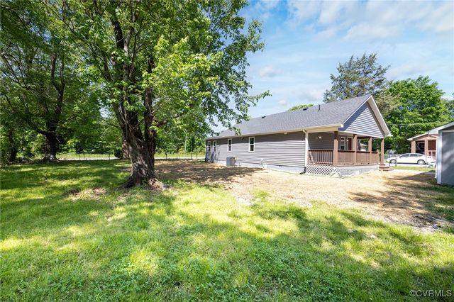 1701 Arlington Rd, Hopewell, VA 23860