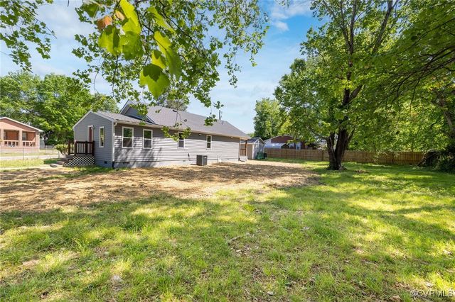 1701 Arlington Rd, Hopewell, VA 23860