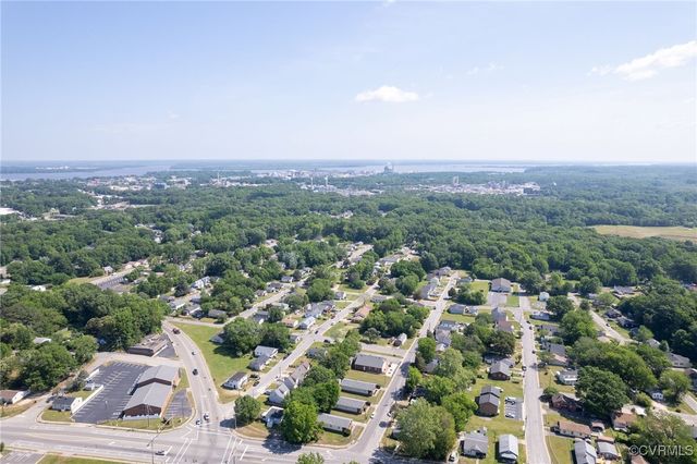 1701 Arlington Rd, Hopewell, VA 23860