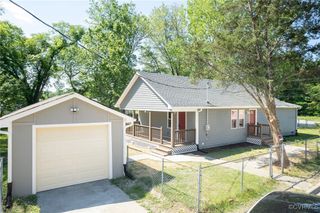 1701 Arlington Rd, Hopewell, VA 23860