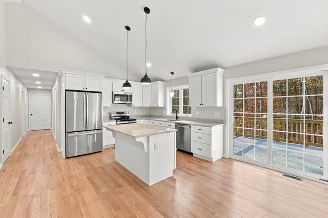 459 Cronin Rd, Warren, MA 01083