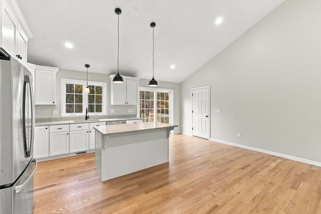 459 Cronin Rd, Warren, MA 01083