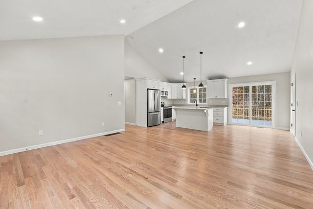 459 Cronin Rd, Warren, MA 01083