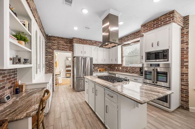 11626 Highgrove Drive, Houston, TX 77077