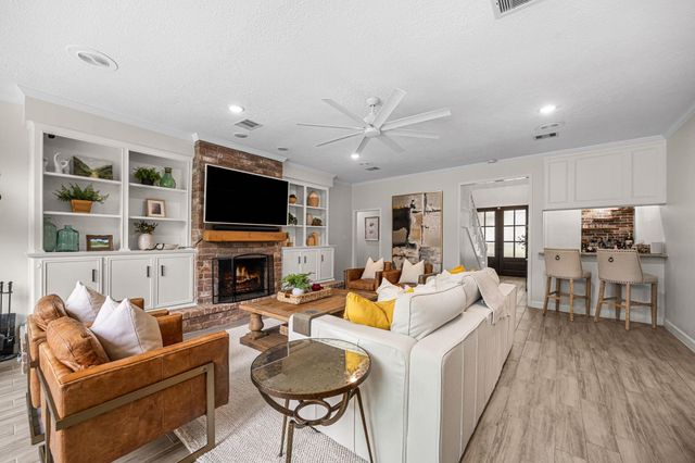 11626 Highgrove Drive, Houston, TX 77077