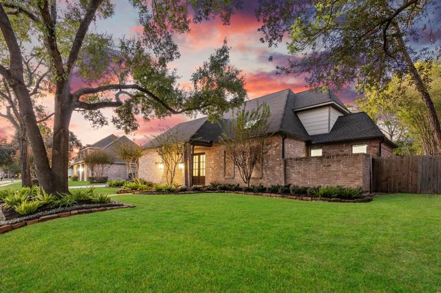 11626 Highgrove Drive, Houston, TX 77077