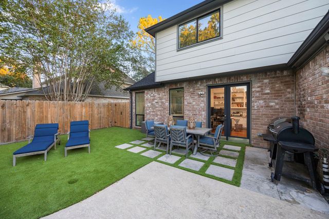 11626 Highgrove Drive, Houston, TX 77077