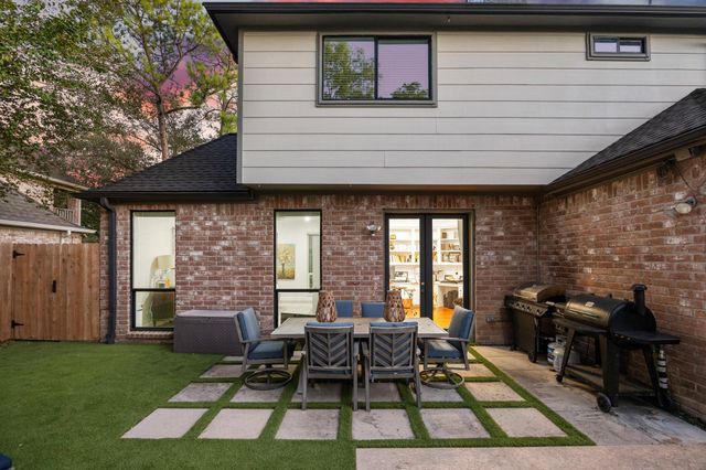 11626 Highgrove Drive, Houston, TX 77077