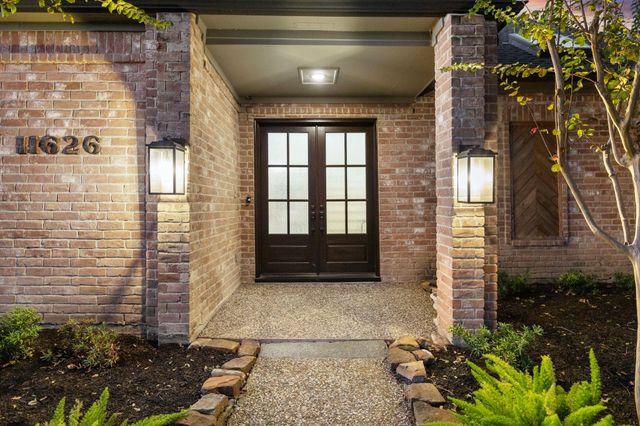 11626 Highgrove Drive, Houston, TX 77077