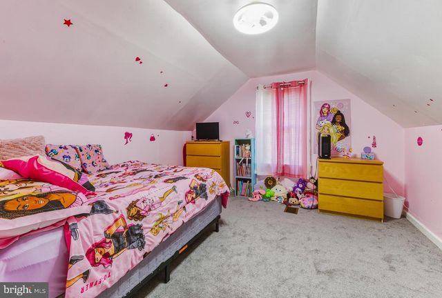 30 SAINT CHARLES PL, Runnemede, NJ 08078