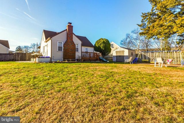 30 SAINT CHARLES PL, Runnemede, NJ 08078