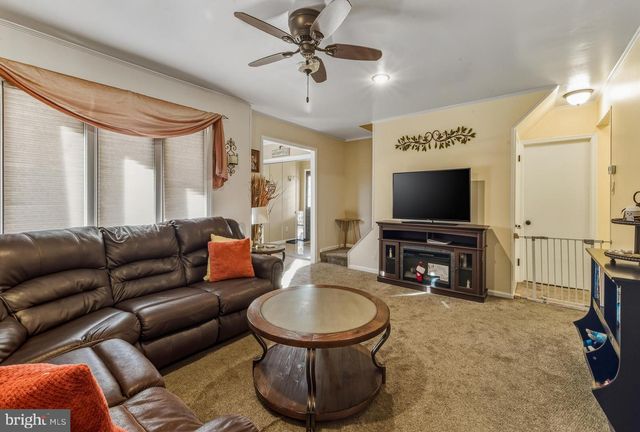 30 SAINT CHARLES PL, Runnemede, NJ 08078