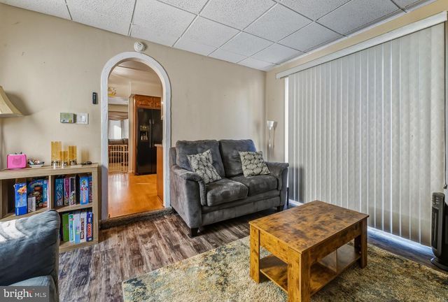 30 SAINT CHARLES PL, Runnemede, NJ 08078