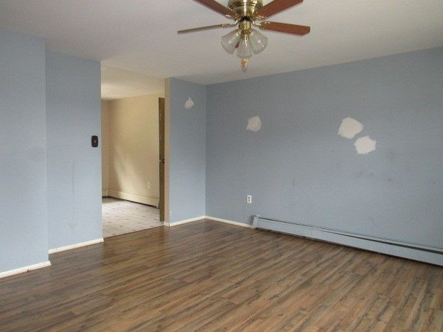 860 Lansberry Court, Somerset Boro, PA 15501